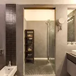 Vicolo Delle Grotte House