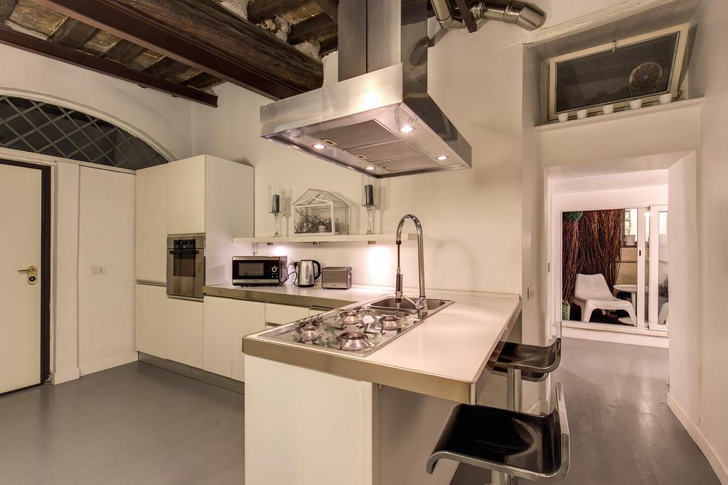 Vicolo Delle Grotte House *